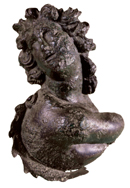 Applique in bronzo con busto giovanile da Veleia (PC), tarda età ellenistica.